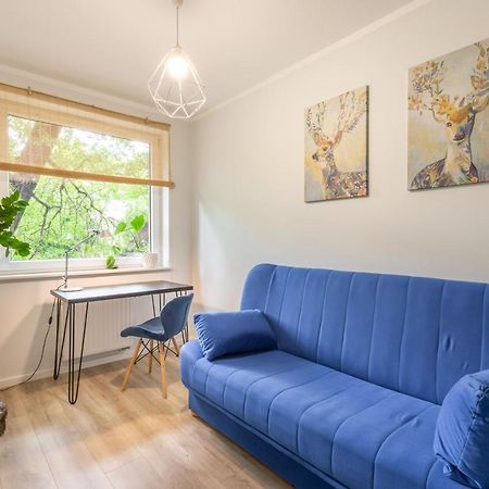 Sun House Apartment + Free Parking วรอตซวาฟ ภายนอก รูปภาพ
