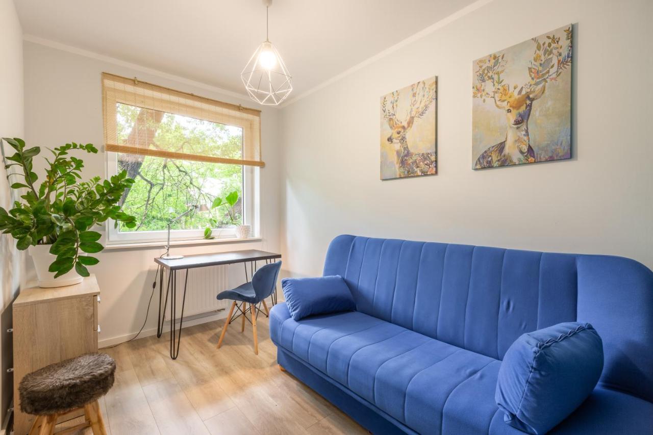 Sun House Apartment + Free Parking วรอตซวาฟ ภายนอก รูปภาพ