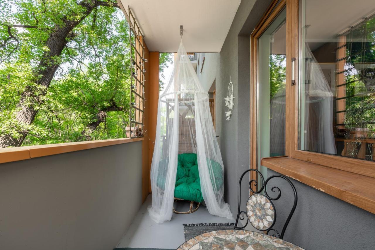 Sun House Apartment + Free Parking วรอตซวาฟ ภายนอก รูปภาพ